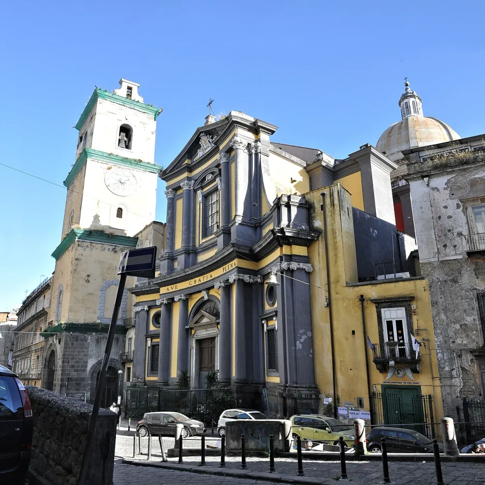 Chiesa della Santissima Annunziata Maggiore (Napoli), Napoli — exterior