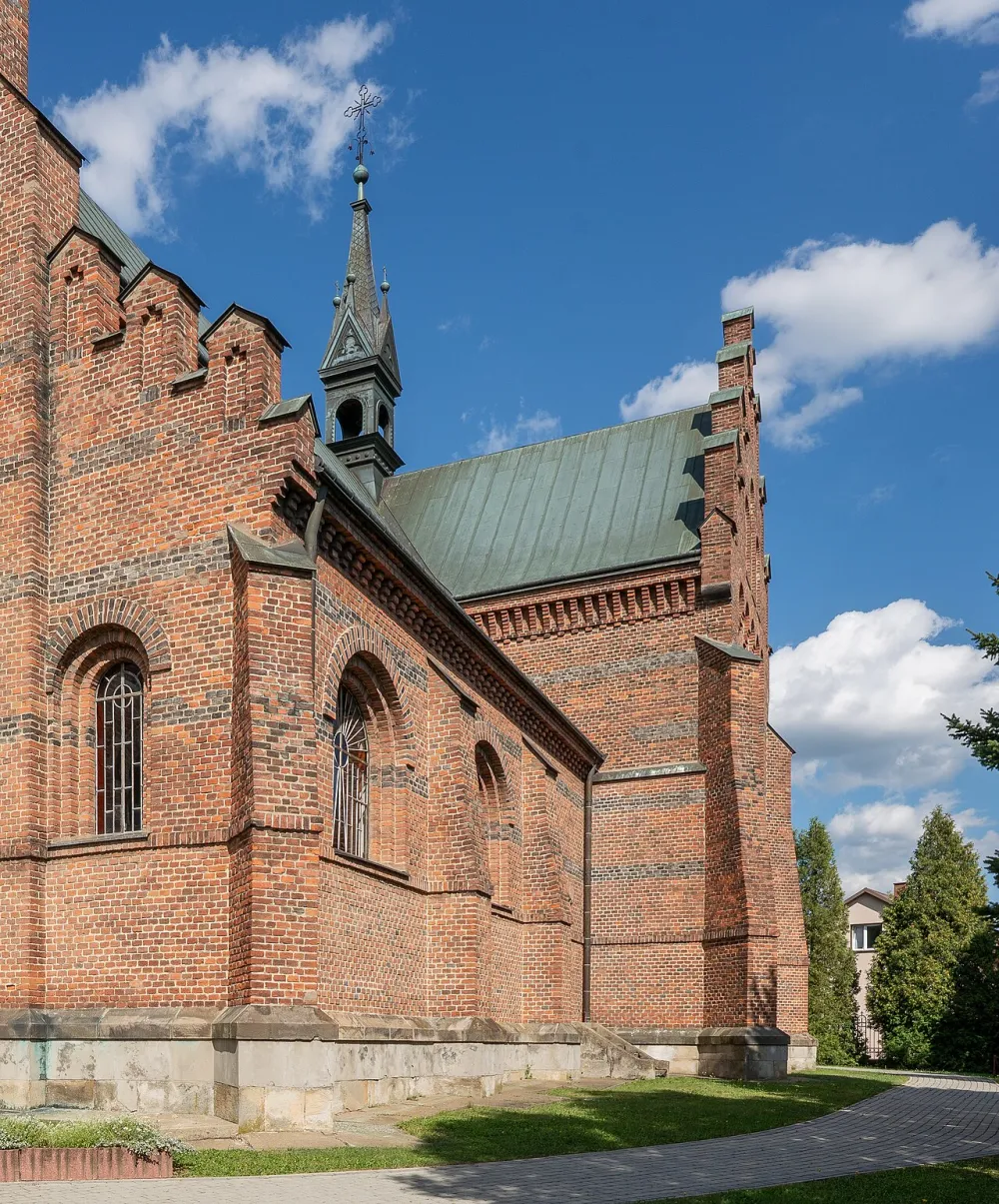 św. Stanisława Biskupa i Męczennika, Trześniów, Trześniów — exterior