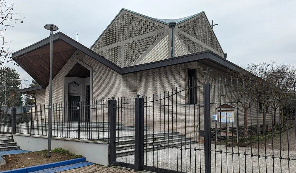 Chiesa di San Giusepe Lavoratore (Ponte Nuovo, Magenta), Magenta — exterior