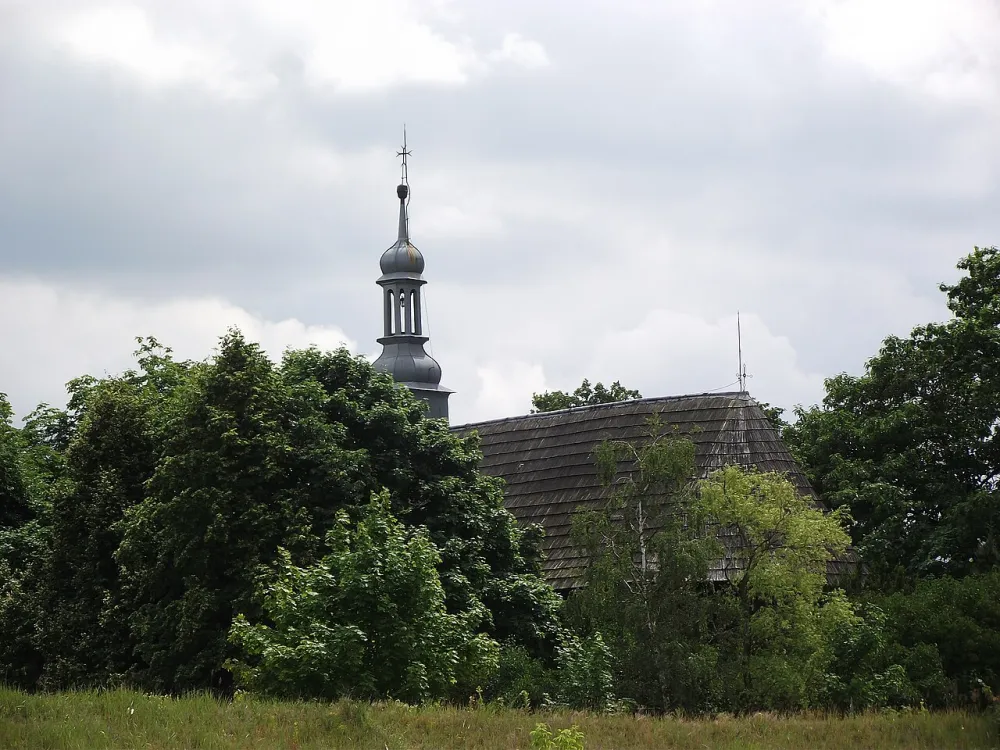 Św. Michała Archanioła i Matki Boskiej Wspomożenia Wiernych, Rogalinek, Rogalinek — exterior
