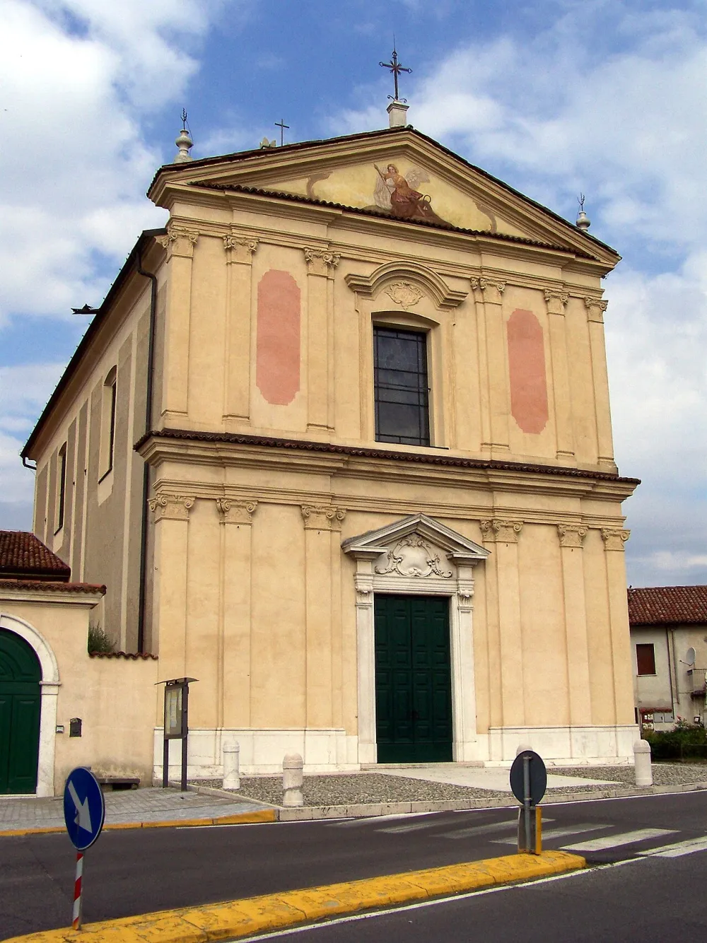 Chiesa di San Michele Arcangelo (Calino, Cazzago San Martino), Cazzago San Martino — exterior