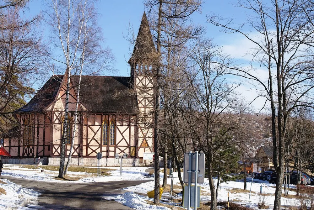 Kostol Nepoškvrneného počatia Panny Márie (Starý Smokovec), Vysoké Tatry — exterior