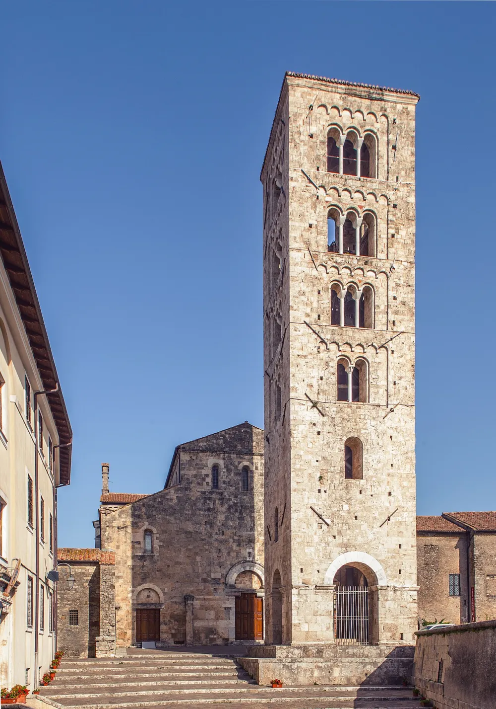 Cattedrale di Santa Maria Annunziata (Anagni), Anagni — exterior