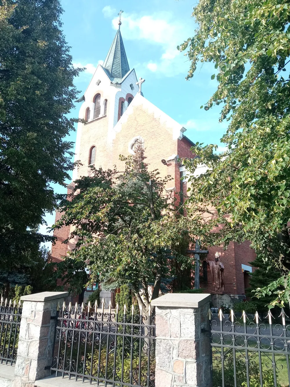 Wniebowzięcia Najświętszej Maryi Panny, Wilga, Wilga — exterior