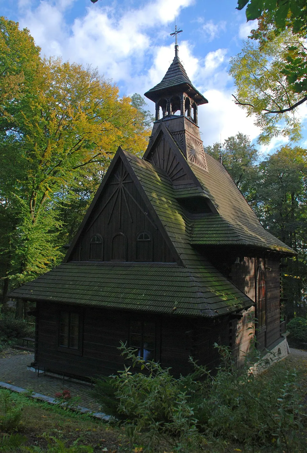 Św. Karola Boromeusza, Nałęczów, Nałęczów — exterior