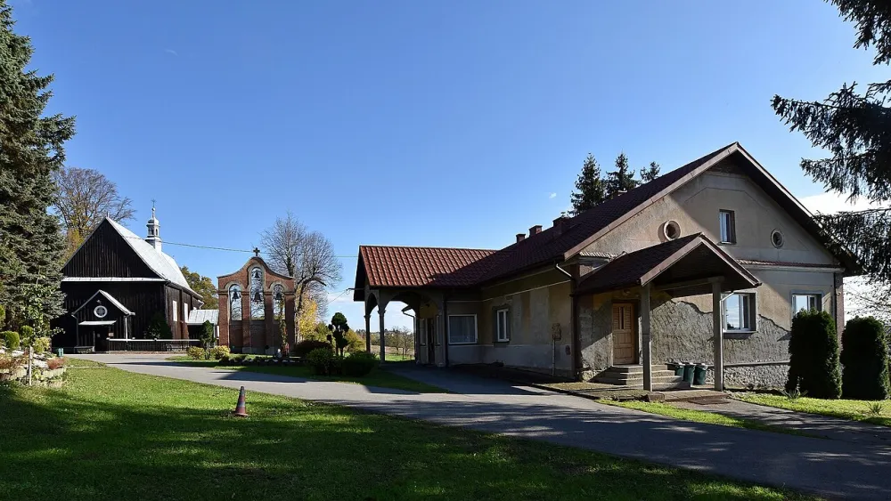 św. Katarzyny Aleksandryjskiej, Sławęcin, Sławęcin — exterior