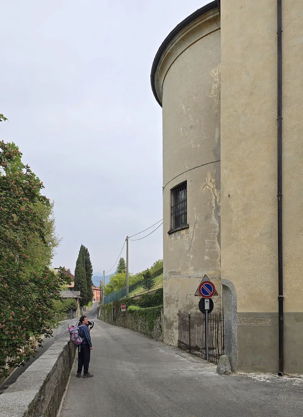 Chiesa di Sant'Antonio Abate (Ello), Ello — exterior