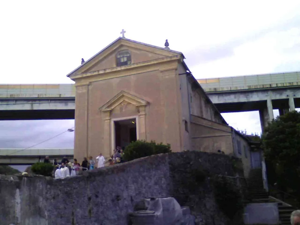 Chiesa parrocchiale di San Michele Arcangelo, Celle Ligure — exterior
