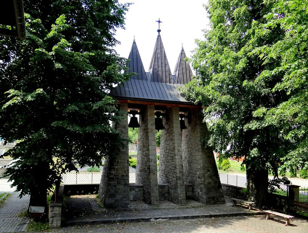 Matki Bożej Nieustającej Pomocy, Jurków, Jurków — exterior