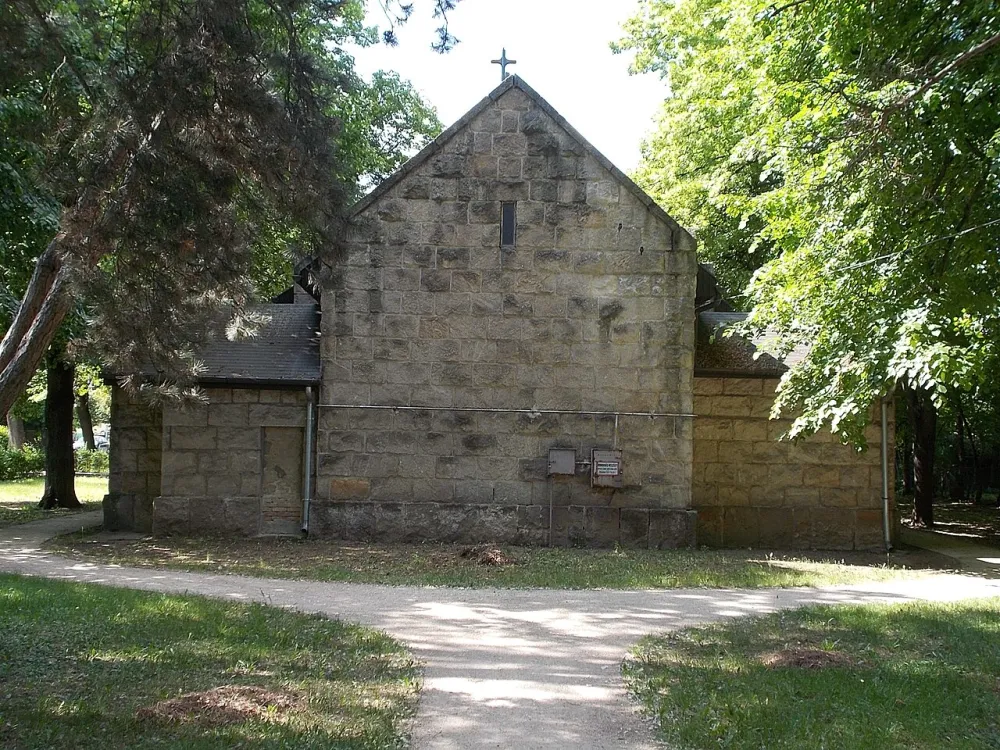 Agárd-Fürdőtelepi Szent István király templom, Gárdony — exterior