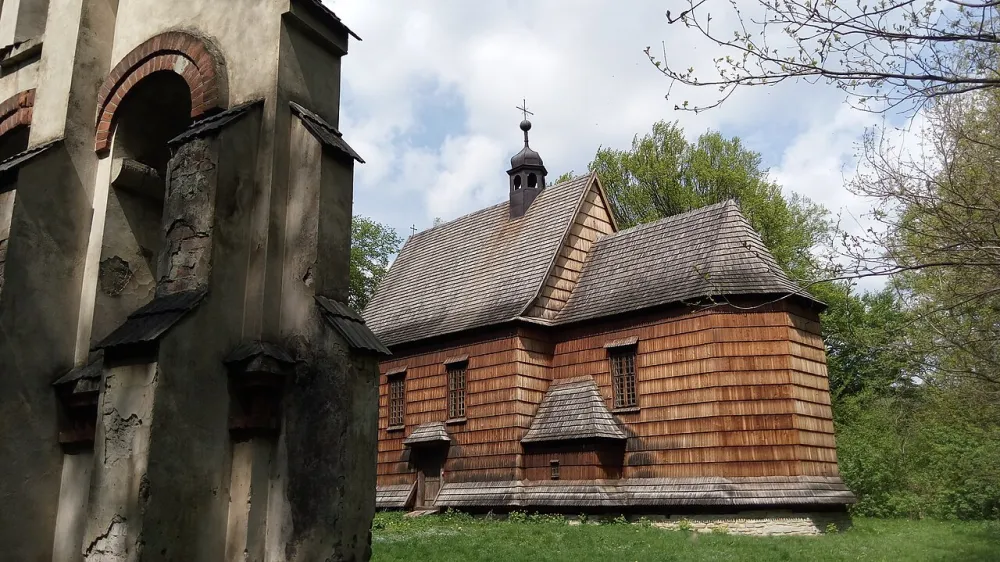 św. Katarzyny i bł. J. S. Pelczara bpa, Bachórzec, Bachórzec — exterior