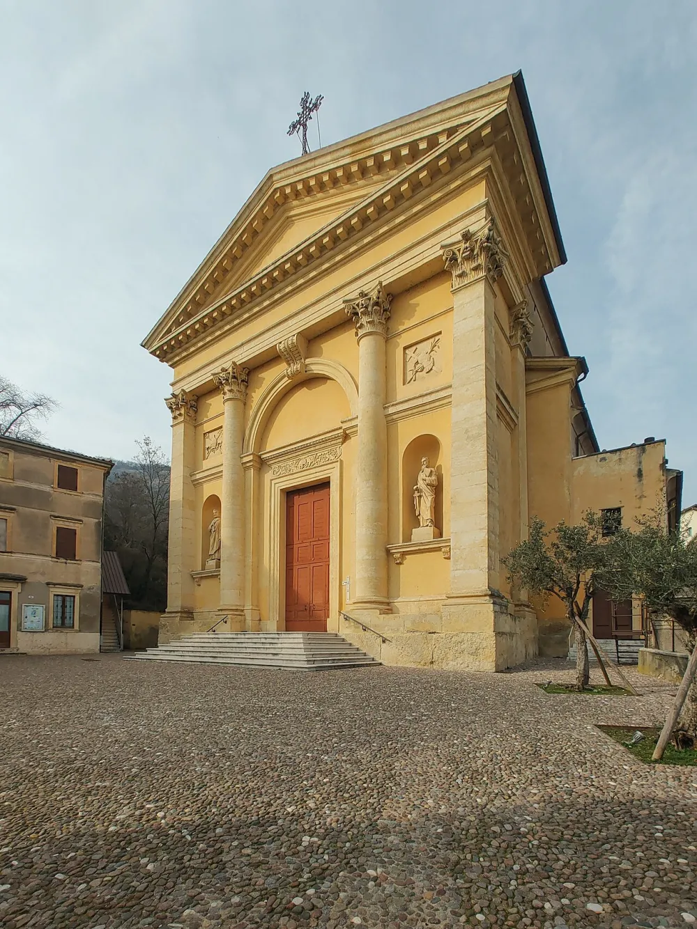 Chiesa dei Santi Pietro e Paolo Apostoli (Poiano, Verona), Verona — exterior