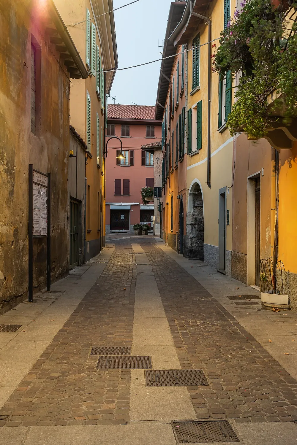 Madri Canossiane di Iseo — exterior