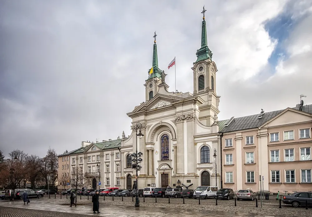 Najświętszej Maryi Panny Królowej Polski, Warszawa, Warszawa — exterior