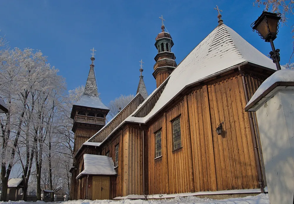 Narodzenia NMP, Krzęcin, Krzęcin — exterior