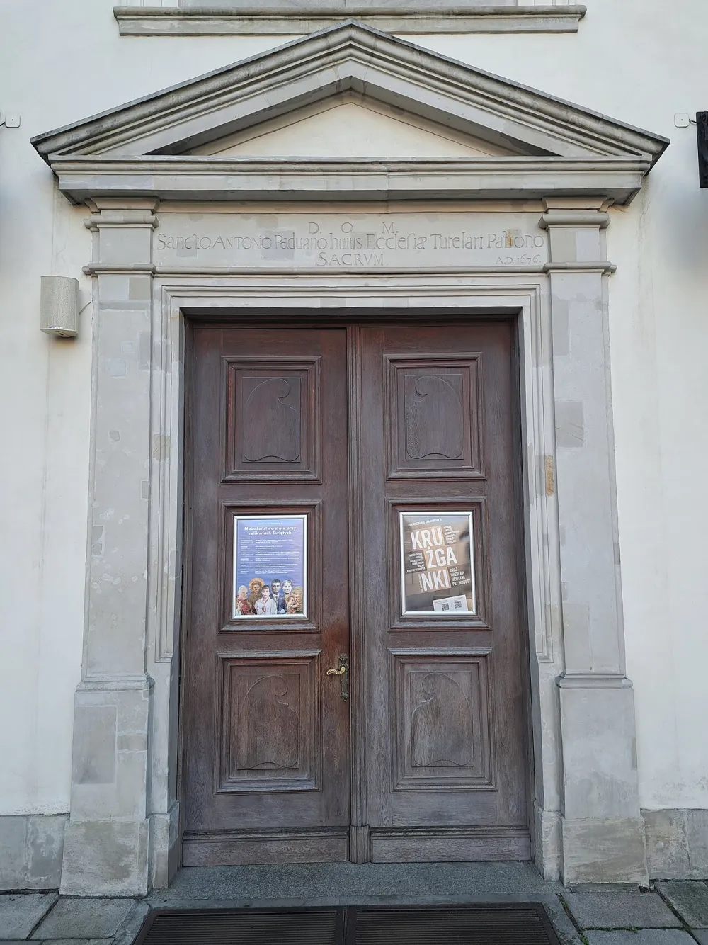 św. Antoniego z Padwy, Warszawa, Warszawa — exterior