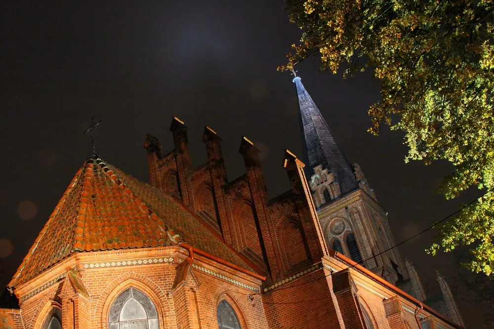 Św. Brunona, Bartoszyce, Bartoszyce — exterior