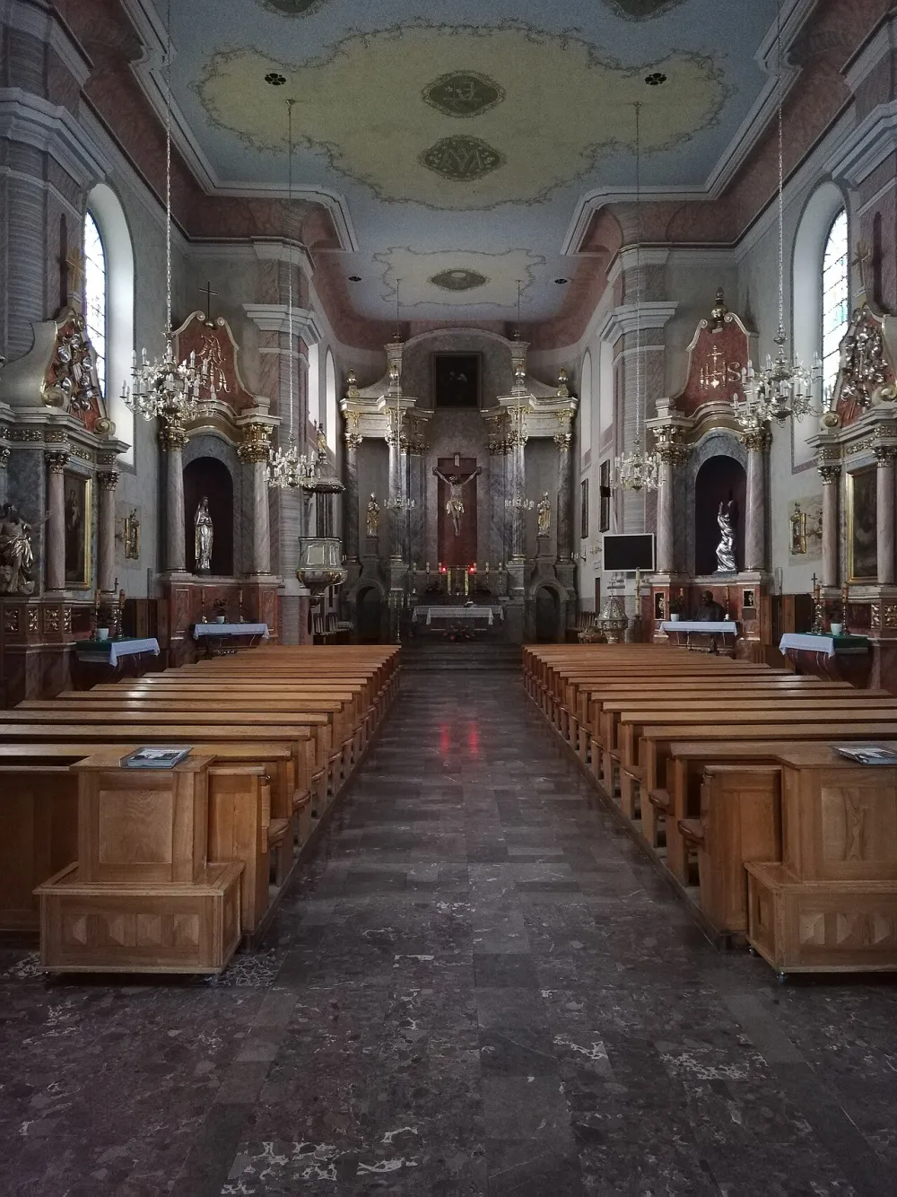św. Marii Magdaleny, Działoszyn, Działoszyn — exterior