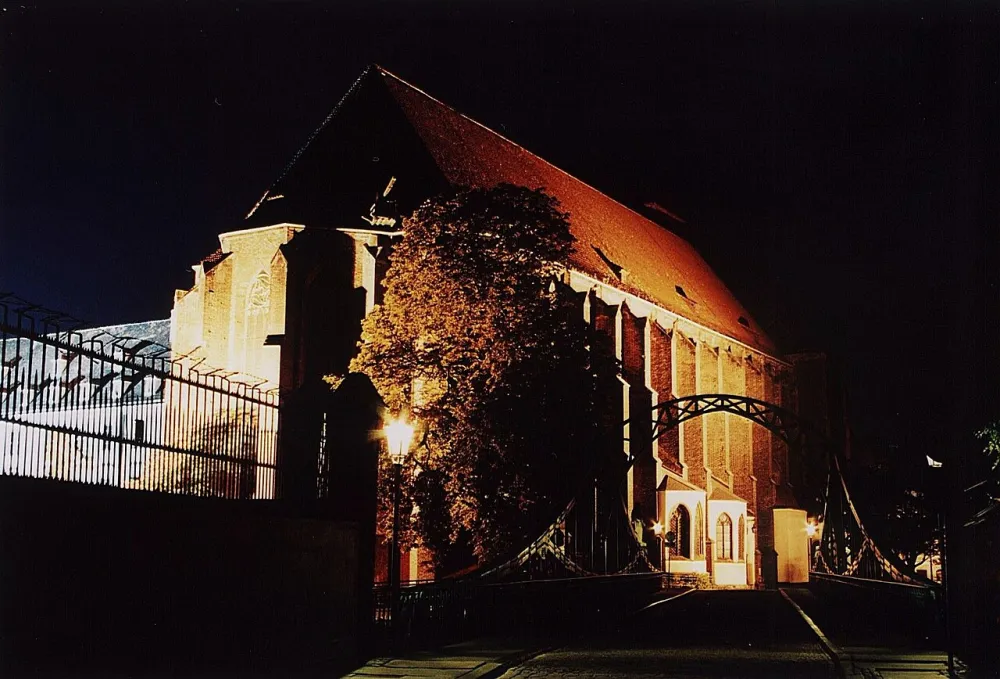 Najświętszej Maryi Panny na Piasku, Wrocław, Wrocław — exterior
