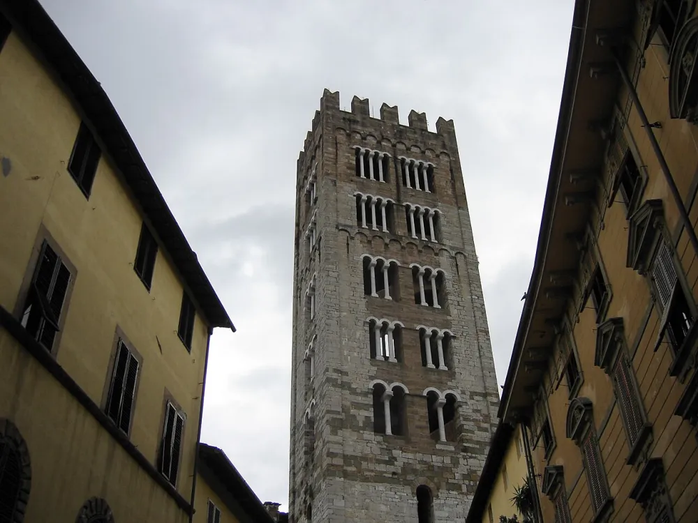 Basilica di San Frediano, Lucca — exterior