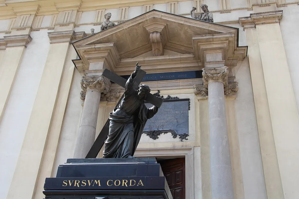 Świętego Krzyża na Trakcie Królewskim, Warszawa, Warszawa — exterior