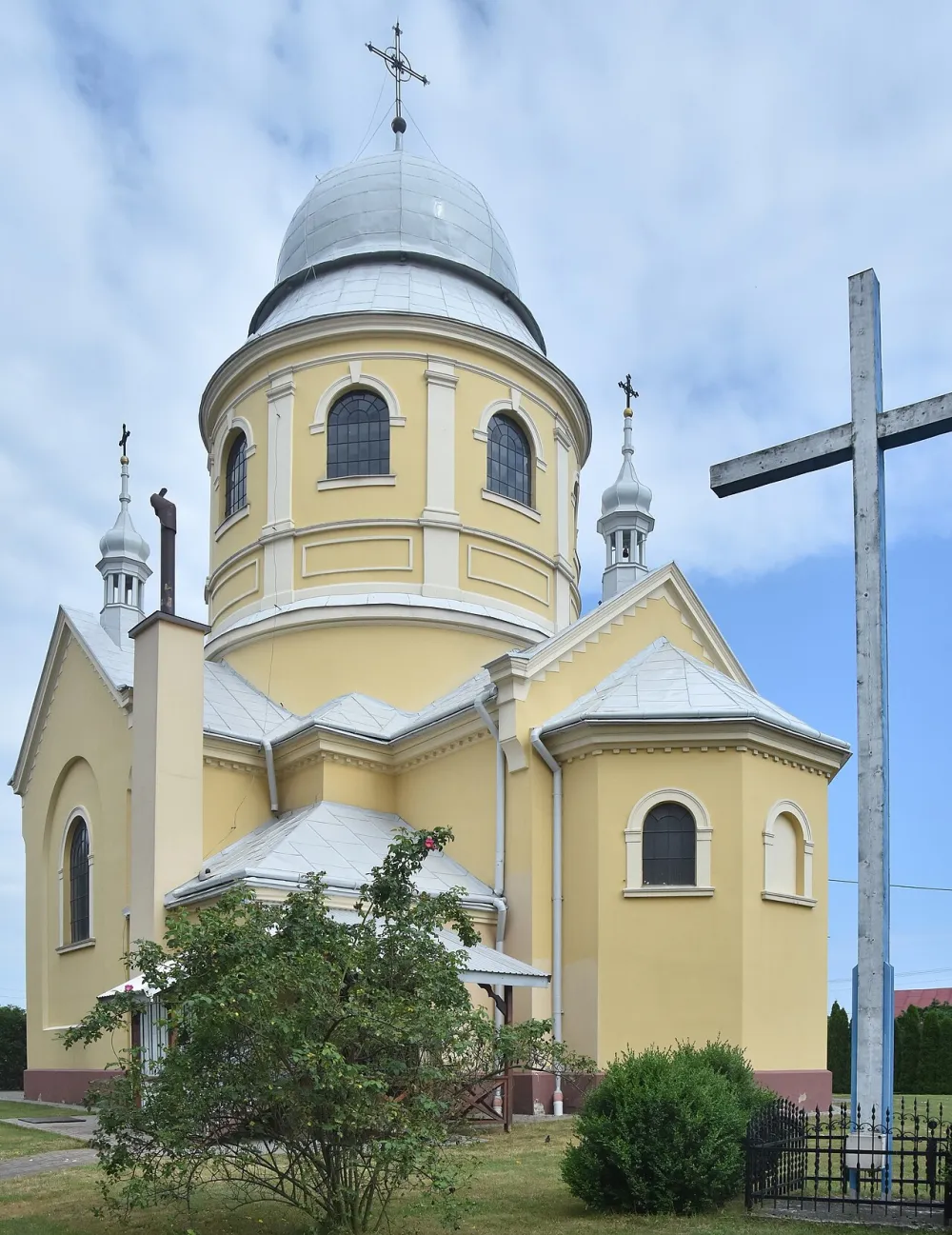 Narodzenia NMP, Niemstów, Niemstów — exterior