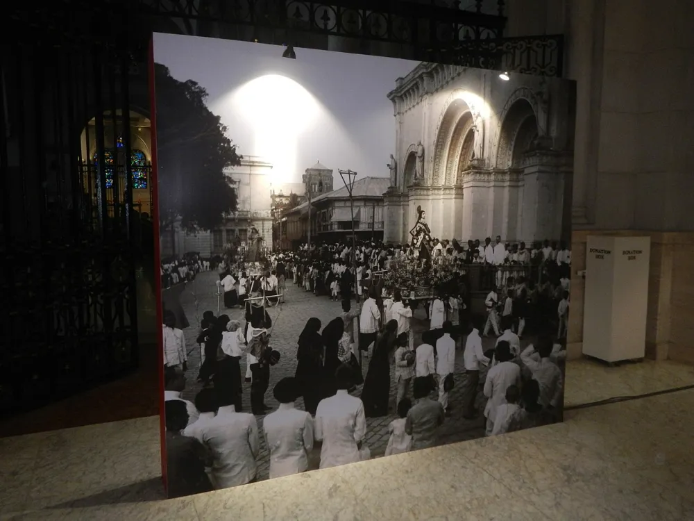 Cathedral of Immaculate Conception (Manila), Intramuros — exterior