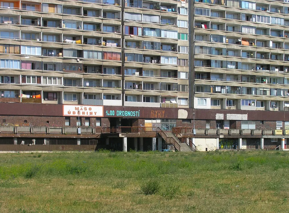 Kaplnka Ducha Svätého (cirk. konzervatórium, Petržalka), Bratislava — exterior