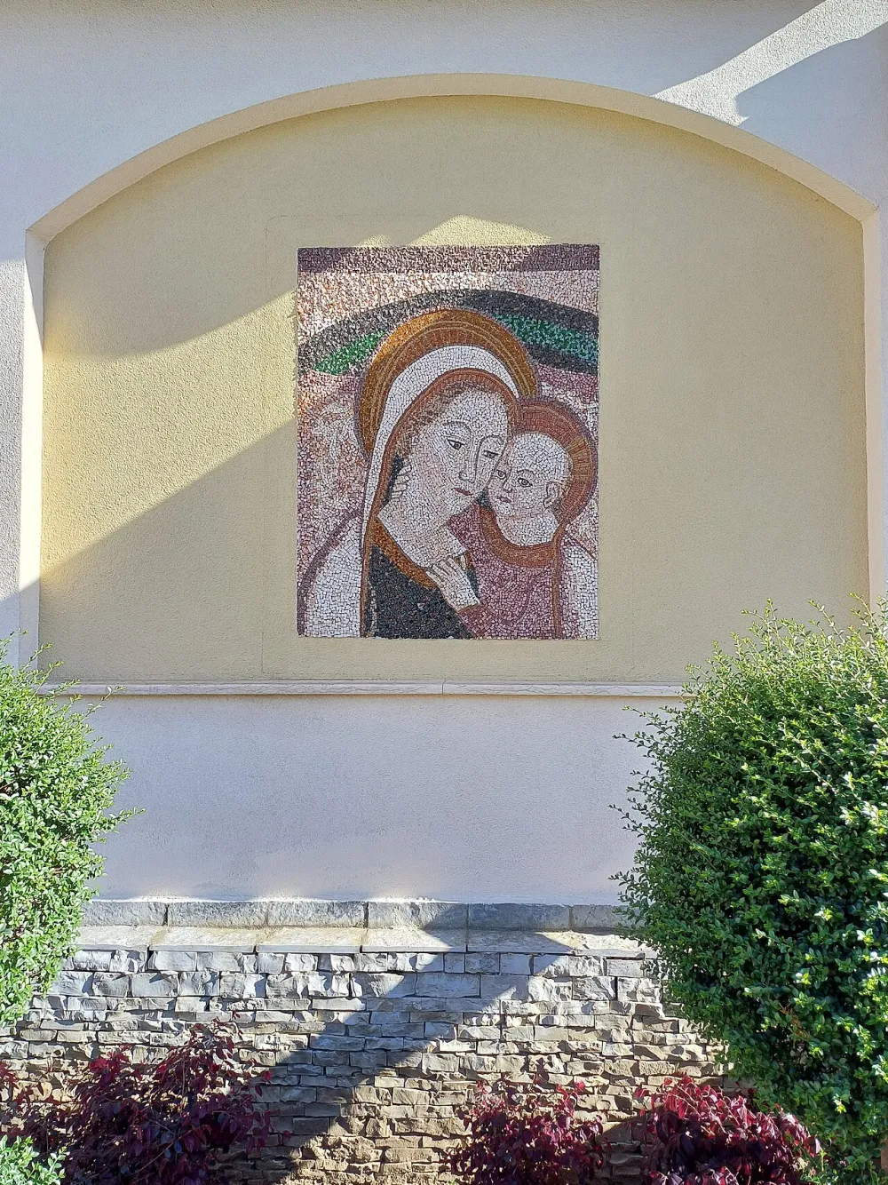 Katedralja e Shën Shtjefnit Protomartir (Cathedral of Saint Stephen the Protomartyr Shkodër), Albania — exterior