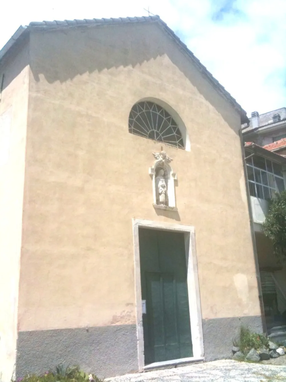 Chiesa parrocchiale di Sant'Ignazio di Loyola, Noli — exterior