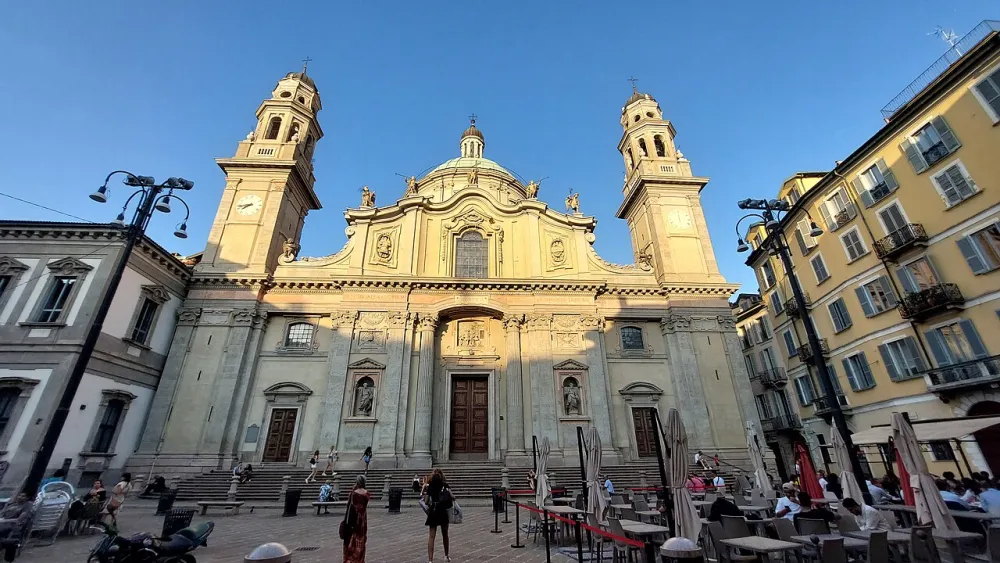 Chiesa di Sant'Alessandro (Milano), Milano — exterior