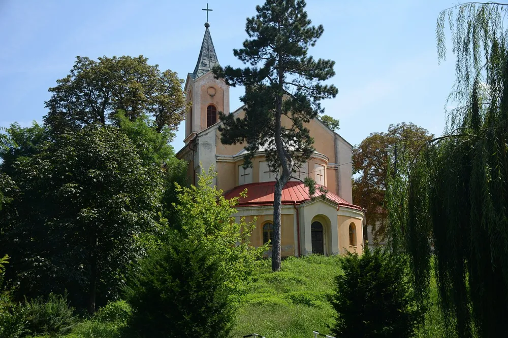 Szent Imre templom, Szabadbattyán — exterior
