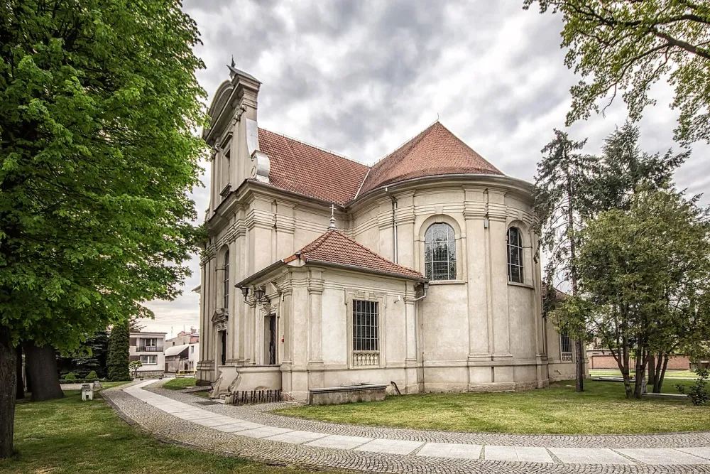 Św. Marcina i Św. Stanisława Biskupa, Rakoniewice, Rakoniewice — exterior