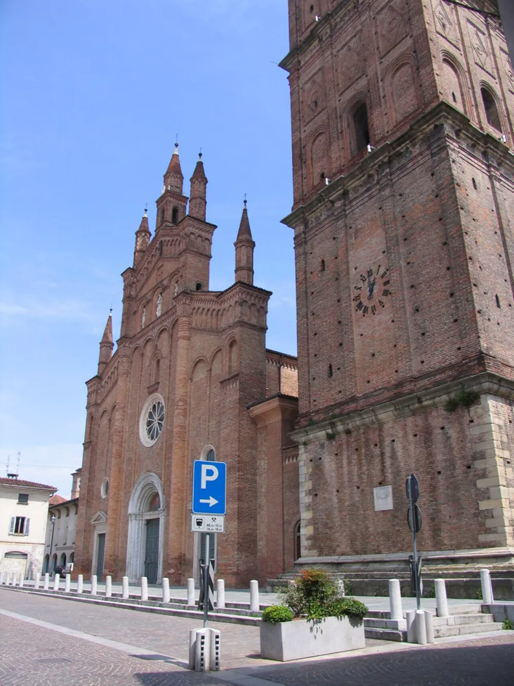 Chiesa dei Santi Fermo e Rustico Martiri (Caravaggio), Caravaggio — exterior