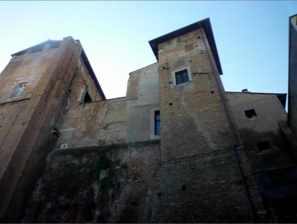 Basilica dei Santi Quattro Coronati, Roma — exterior