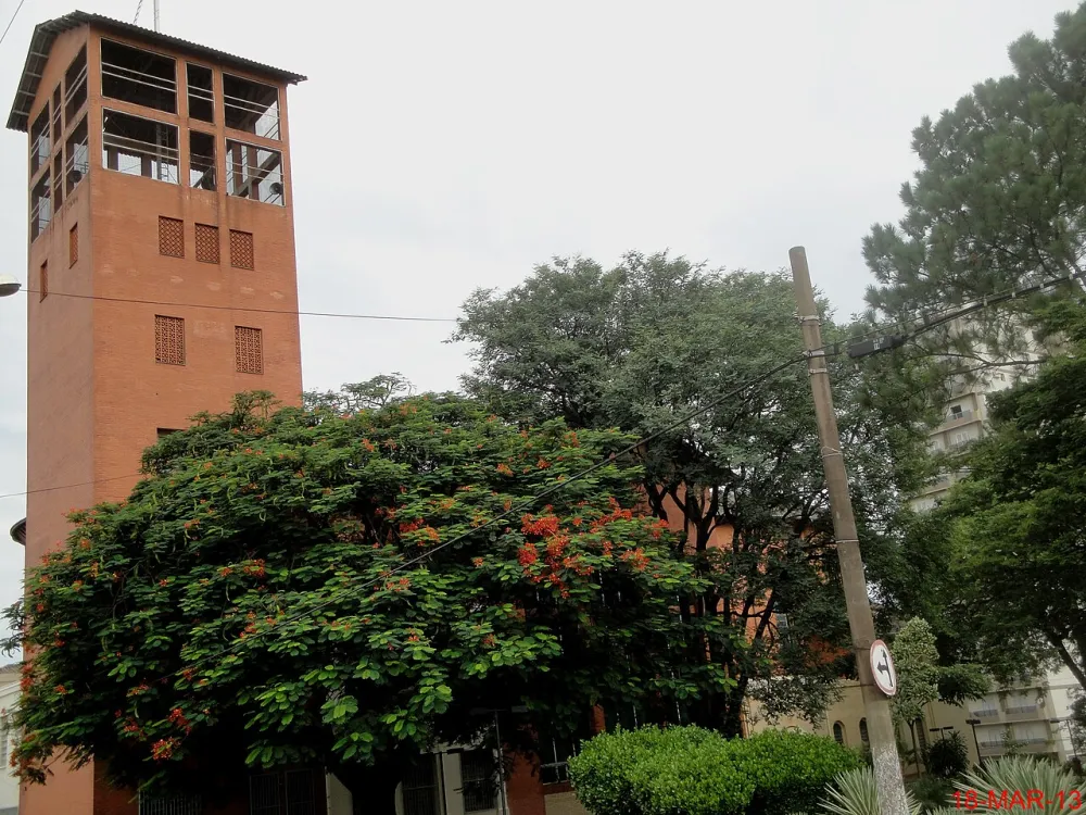 Catedral Nossa Senhora Aparecida, Catanduva — exterior