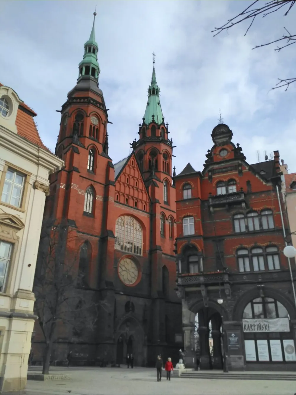 Św. Apostołów Piotra i Pawła, Legnica, Legnica — exterior