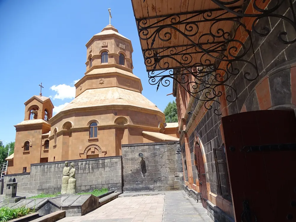 Սուրբ Նահատակաց Տաճար (Cathedral Of The Holy Martyrs, Gyumri), Armenia — exterior