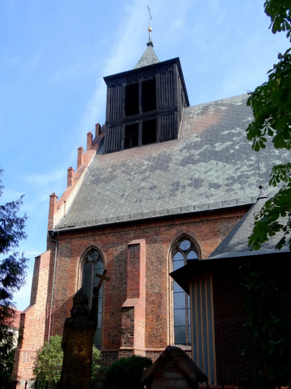 Św. Jana Chrzciciela, Międzyrzecz, Międzyrzecz — exterior