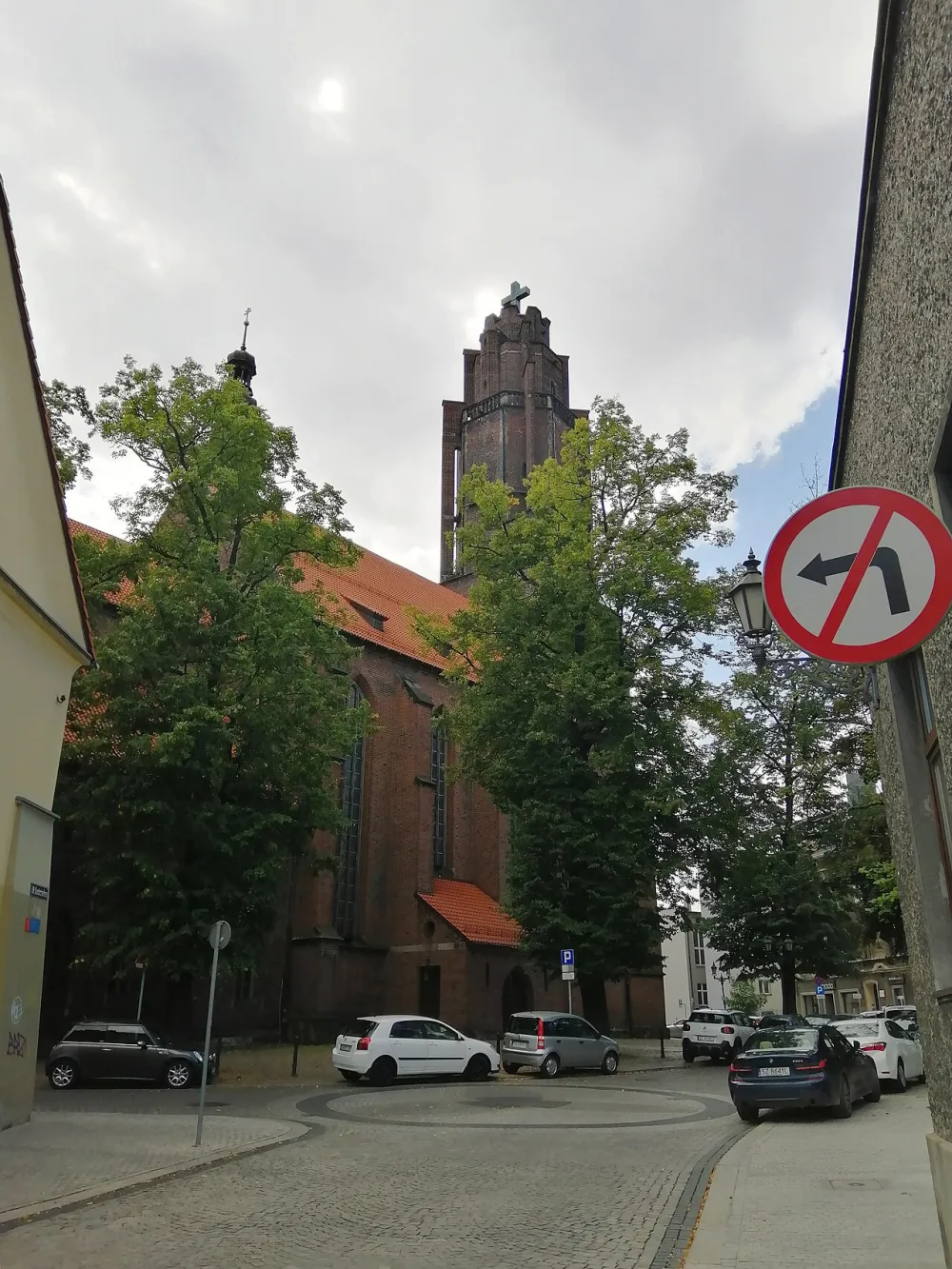 Wszystkich Świętych, Gliwice, Gliwice — exterior