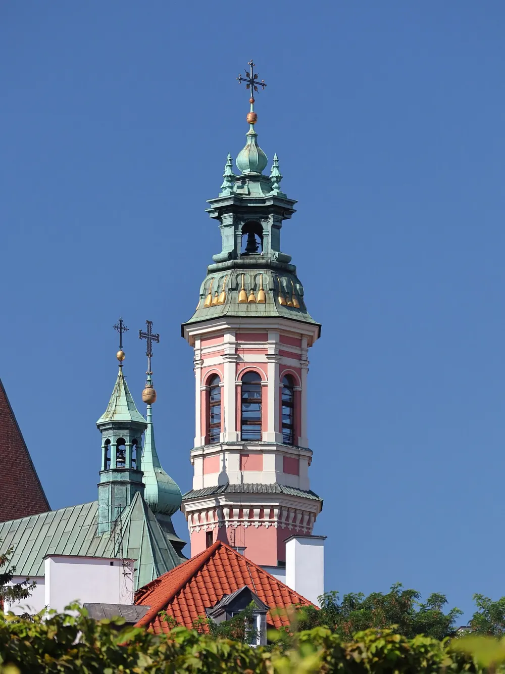 Matki Bożej Łaskawej Patronki Warszawy, Warszawa, Warszawa — exterior