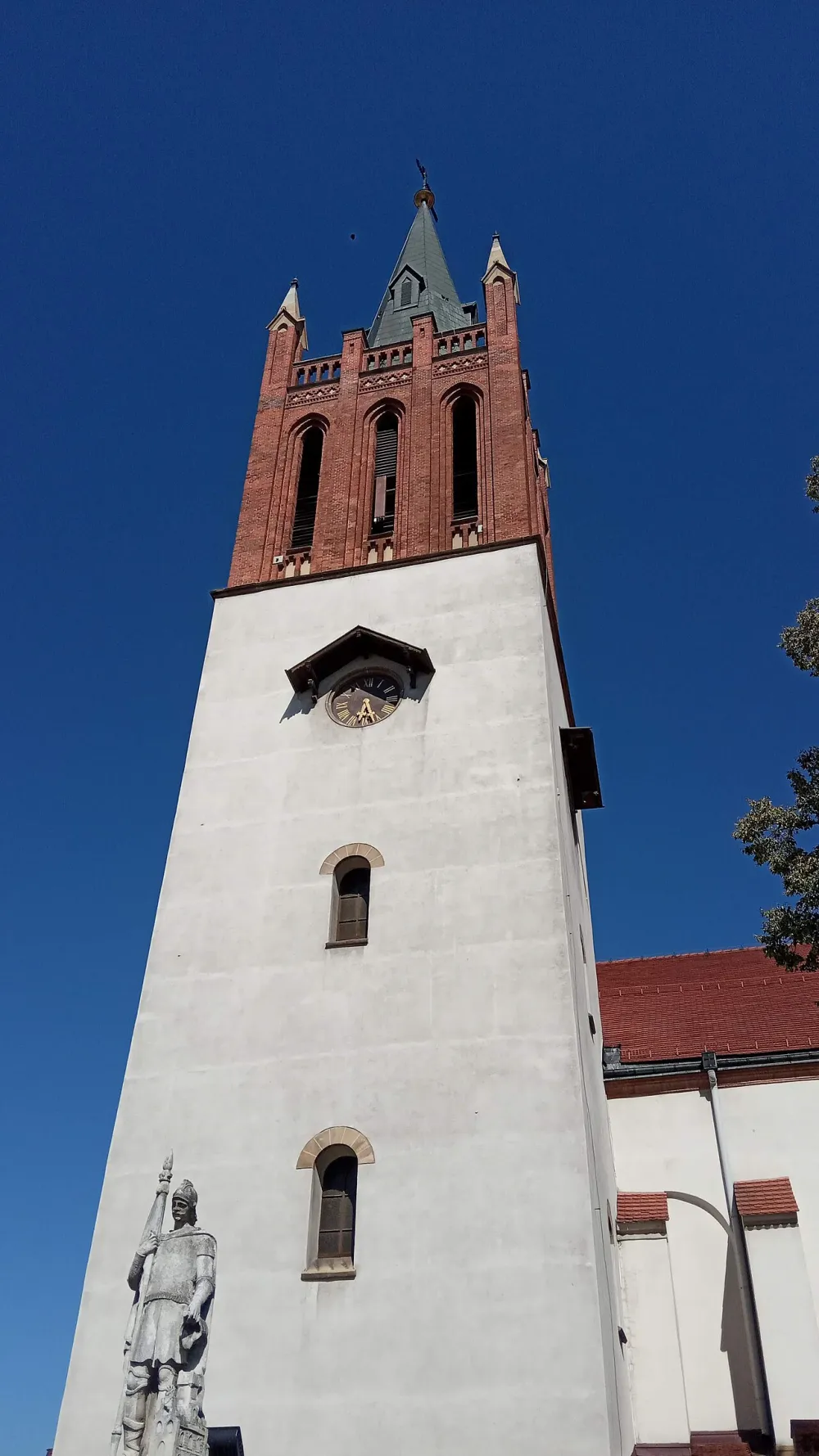Wniebowzięcia Najświętszej Maryi Panny, Bytom, Bytom — exterior