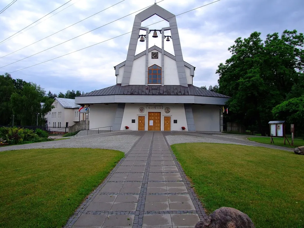 Św. Brata Alberta w Wesołej Zielonej, Warszawa, Warszawa — exterior