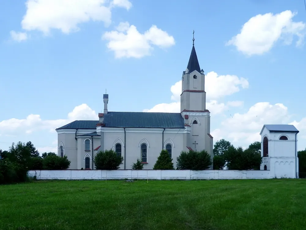 Narodzenia NMP, Kryłów, Kryłów — exterior