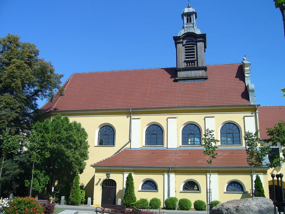 Ducha Świętego, Kościan, Kościan — exterior