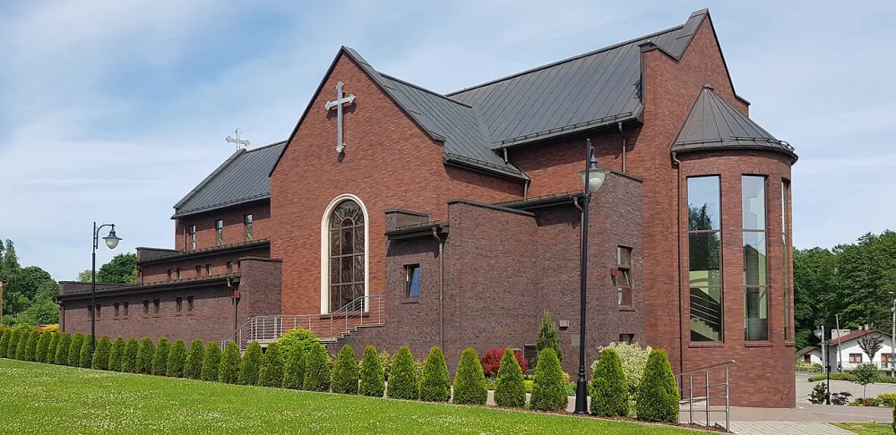 Św. Apostołów Piotra i Pawła, Jastrzębie-Zdrój, Jastrzębie-Zdrój — exterior
