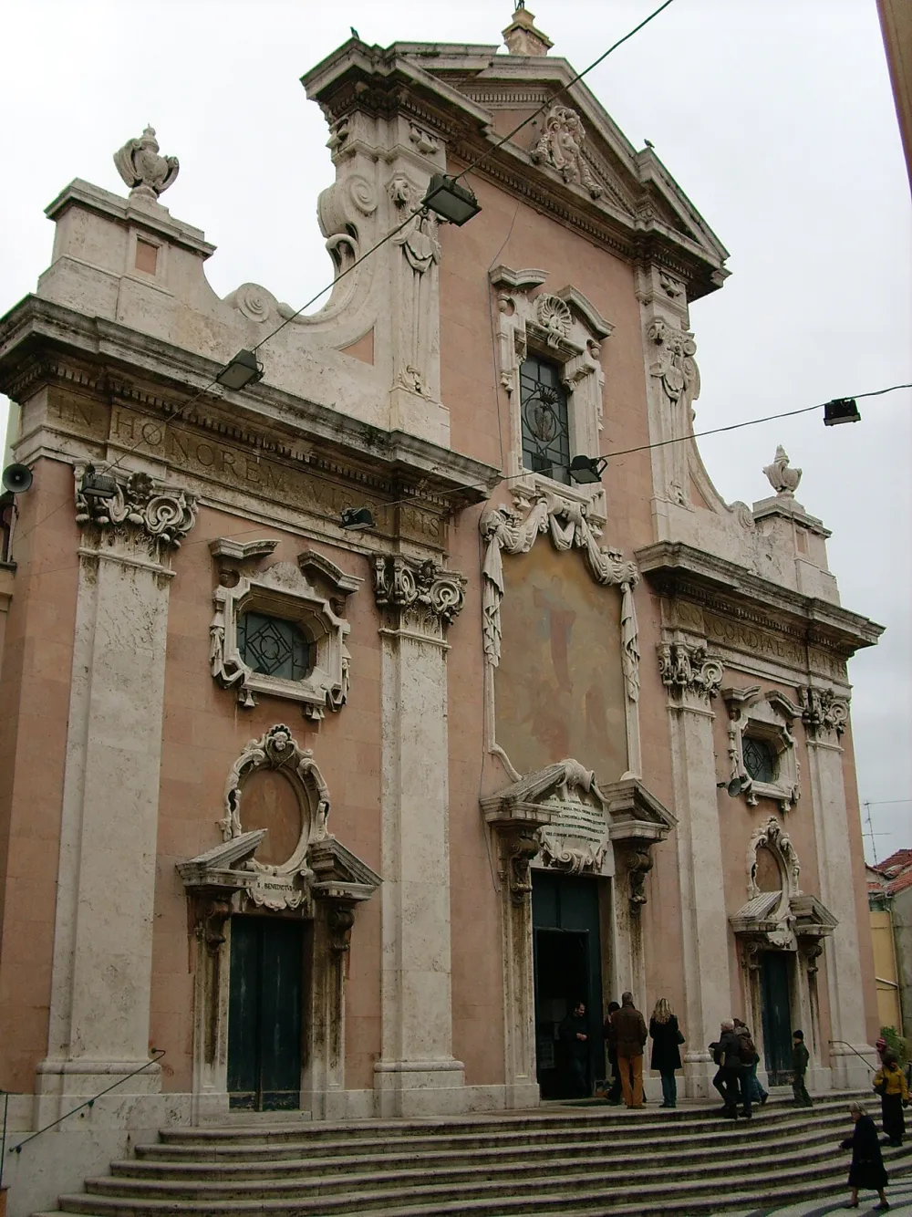 Chiesa parrocchiale di Nostra Signora della Concordia, Albisola Marina — exterior