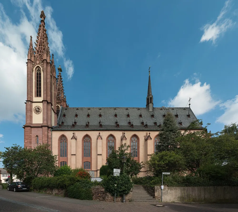 Rheingauer Dom, Geisenheim — exterior