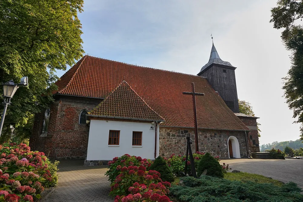 Św. Michała Archanioła (Oksywie), Gdynia, Gdynia — exterior