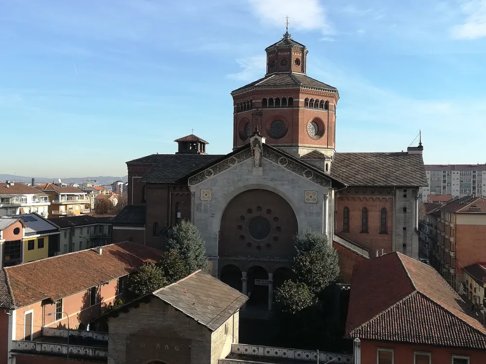 Chiesa di Nostra Signora della Salute (Torino), Torino — exterior